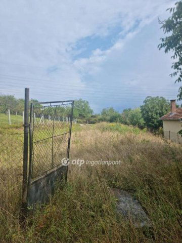 Eladó telek, Budakalászon 11.95 M Ft / költözzbe.hu