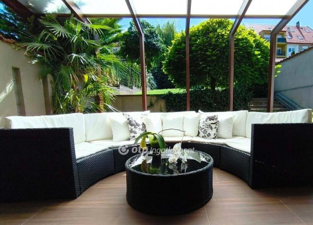 Eladó családi ház, Egerben 185 M Ft, 4 szobás