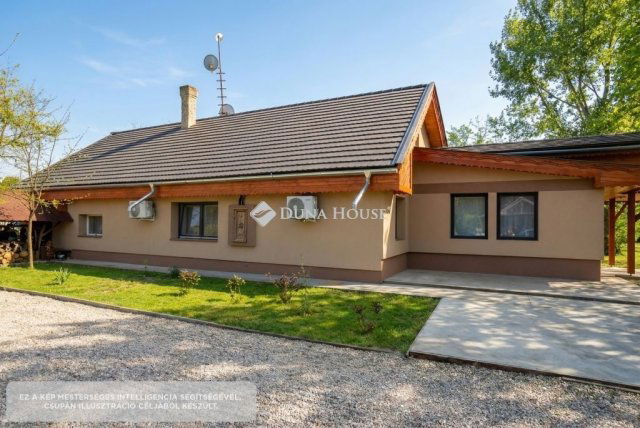 Eladó családi ház, Helvécián 149.8 M Ft, 6 szobás