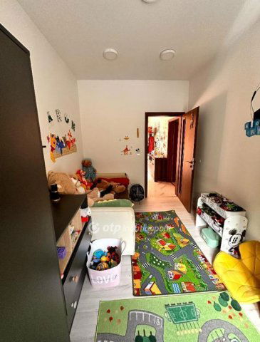 Eladó családi ház, Egerben 134.9 M Ft, 2 szobás