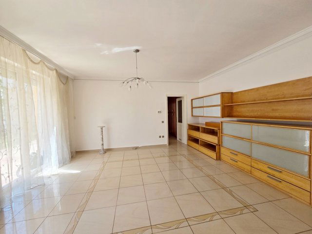 Kiadó téglalakás, albérlet, Debrecenben 505 E Ft / hó, 3 szobás
