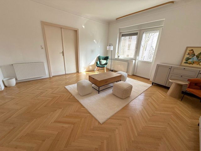 Eladó téglalakás, Pécsett, Szabadság utcában 83.5 M Ft