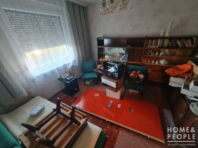 Eladó téglalakás, Hódmezővásárhelyen 34 M Ft, 2 szobás