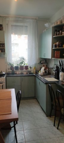 Eladó téglalakás, Törökszentmiklóson 27.6 M Ft, 2 szobás