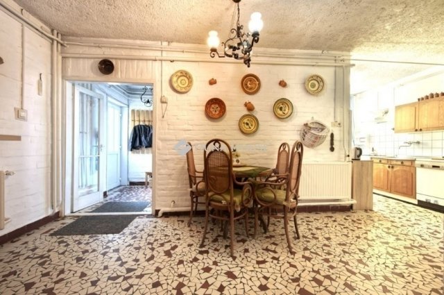 Eladó családi ház, Budakeszin 147 M Ft, 4 szobás