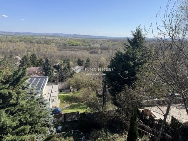 Eladó családi ház, Leányfaluban 79.9 M Ft, 2+3 szobás