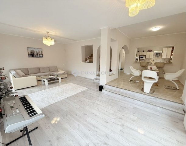 Eladó családi ház, Budapesten, XVIII. kerületben 149.9 M Ft