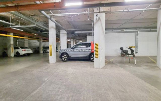 Eladó garázs, Budapesten, VIII. kerületben, Szerdahelyi utcában