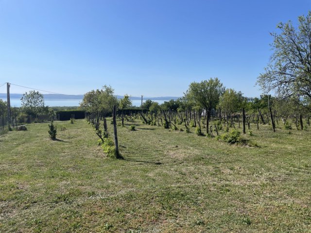 Eladó nyaraló, Balatonakaliban 79.5 M Ft, 3 szobás