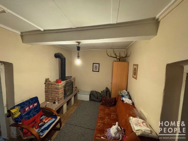 Eladó családi ház, Szentesen 20 M Ft, 4 szobás
