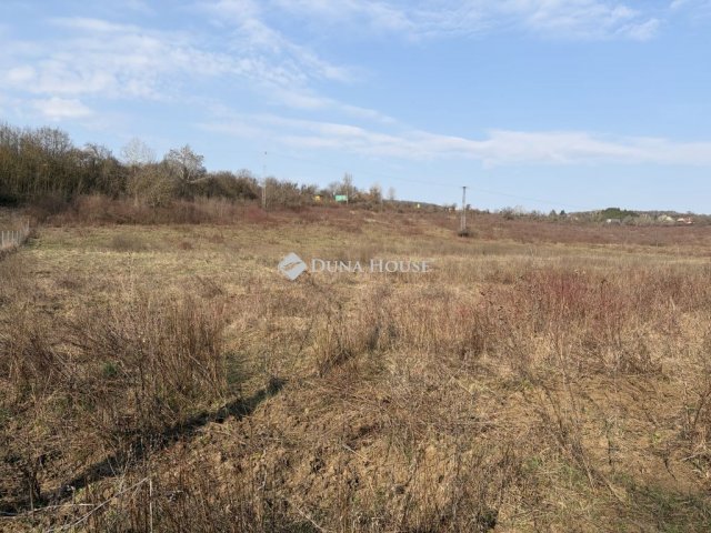 Eladó telek, Vácon 30 M Ft / költözzbe.hu