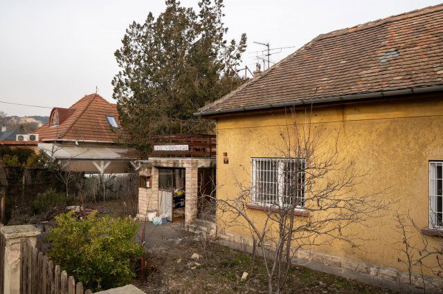 Eladó ikerház, Budapesten, III. kerületben, Széchenyi utcában