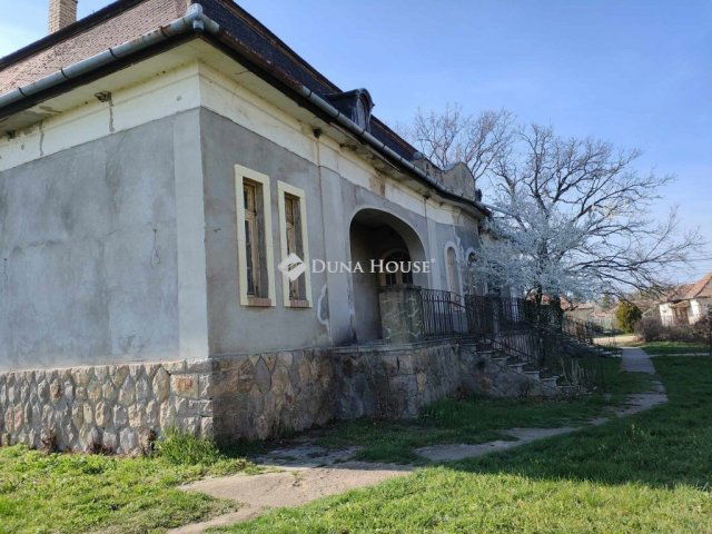 Eladó hotel, Hevesvezekényen 108 M Ft / költözzbe.hu