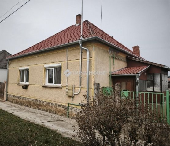 Eladó családi ház, Uraiújfalun 28.9 M Ft, 2 szobás