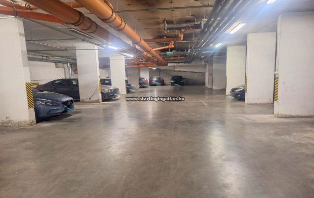 Eladó garázs, Budapesten, VIII. kerületben, Szerdahelyi utcában