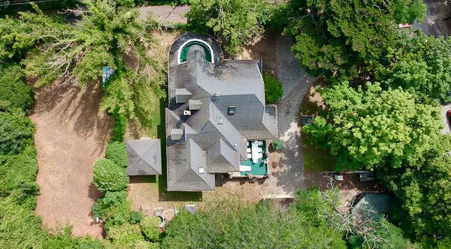 Eladó családi ház, Balatonalmádiban 289 M Ft, 6 szobás