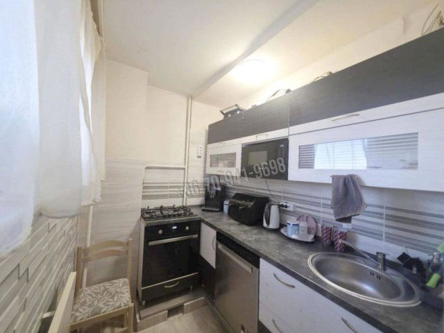 Eladó panellakás, Dunaújvárosban, Köztársaság úton 33.5 M Ft