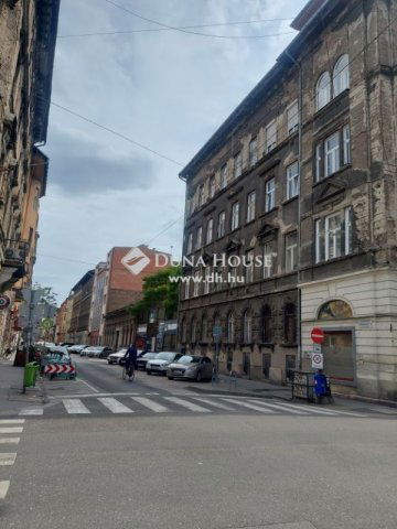 Eladó téglalakás, Budapesten, VI. kerületben 99 M Ft, 3 szobás