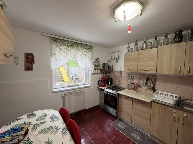 Eladó családi ház, Kaposváron 27.9 M Ft, 2 szobás