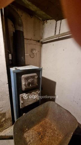 Eladó mezogazdasagi ingatlan, Csemőn 41.6 M Ft, 3 szobás