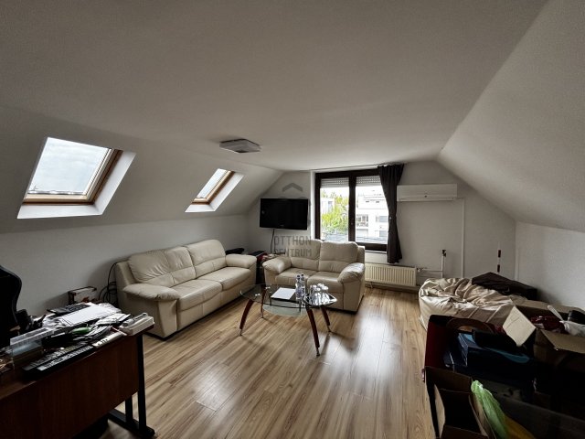 Eladó ipari ingatlan, Debrecenben 155 M Ft / költözzbe.hu