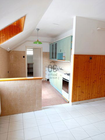 Eladó családi ház, Zalaegerszegen 99.9 M Ft, 7 szobás