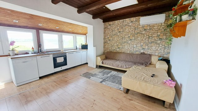Eladó családi ház, Iszkaszentgyörgyön 39.9 M Ft, 2 szobás