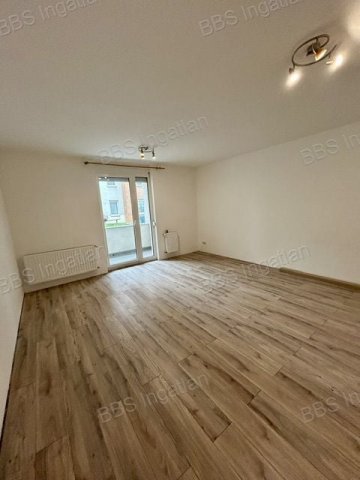 Eladó téglalakás, Veszprémben 49.9 M Ft, 1 szobás
