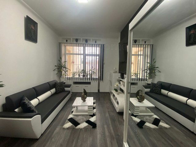 Eladó téglalakás, Nagykanizsán 64.5 M Ft, 1 szobás