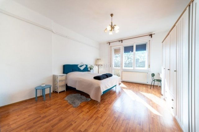 Eladó téglalakás, Budapesten, VIII. kerületben 108.9 M Ft