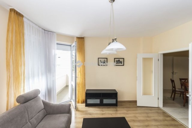 Kiadó téglalakás, albérlet, Szombathelyen 200 E Ft / hó