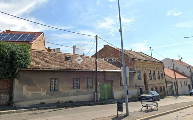 Eladó családi ház, Pécsett, Kálvária utcában 29.9 M Ft