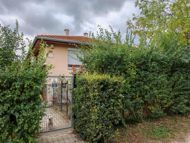 Eladó családi ház, Csóron 130 M Ft, 4 szobás