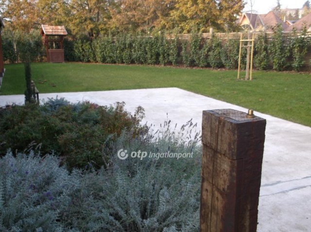 Eladó családi ház, Gyöngyöstarjánon 39.9 M Ft, 2 szobás