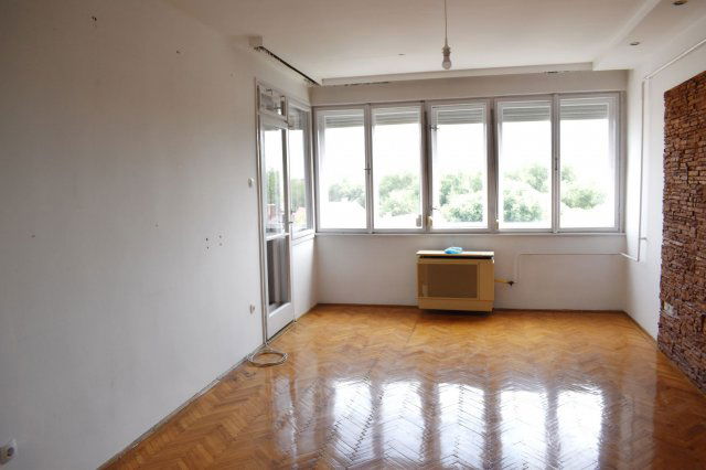 Kiadó téglalakás, albérlet, Debrecenben 200 E Ft / hó