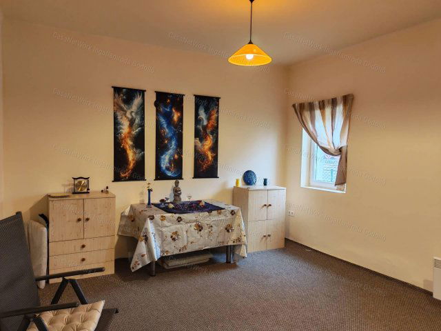 Eladó családi ház, Veresegyházon 66.9 M Ft, 2+1 szobás