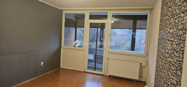 Eladó panellakás, Budapesten, XVI. kerületben 67.1 M Ft, 2 szobás