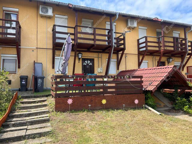 Eladó téglalakás, Siófokon 59 M Ft, 3 szobás