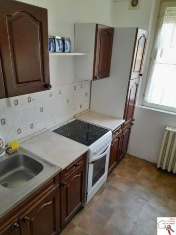 Eladó panellakás, Pécsett 36 M Ft, 1+1 szobás