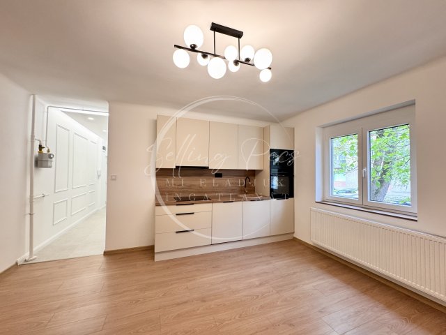 Eladó téglalakás, Pécsett, Jókai utcában 64.9 M Ft, 3 szobás