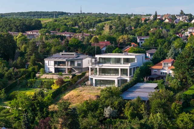 Eladó családi ház, Érden 898 M Ft, 7 szobás