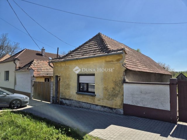 Eladó családi ház, Környén 44.8 M Ft, 3 szobás