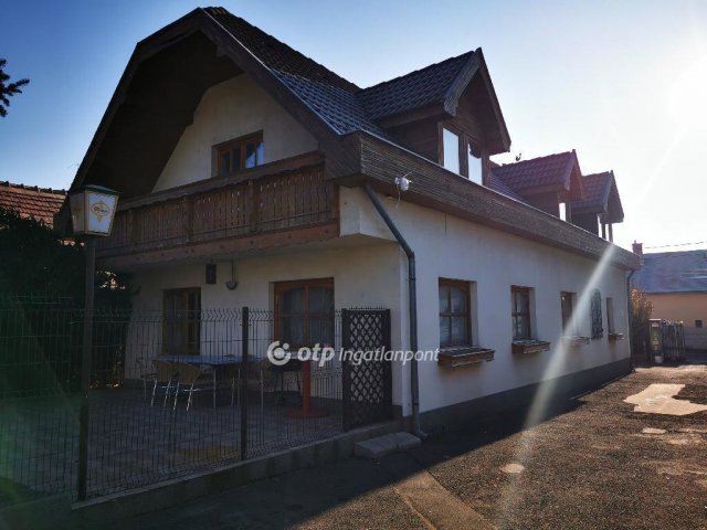 Eladó ipari ingatlan, Budaörsön 440 M Ft / költözzbe.hu