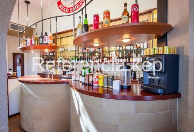 Eladó üzlethelyiség, Gyékényesen 449 M Ft, 10 szobás