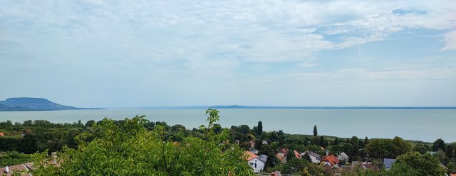 Eladó nyaraló, Balatongyörökön 109 M Ft, 3 szobás
