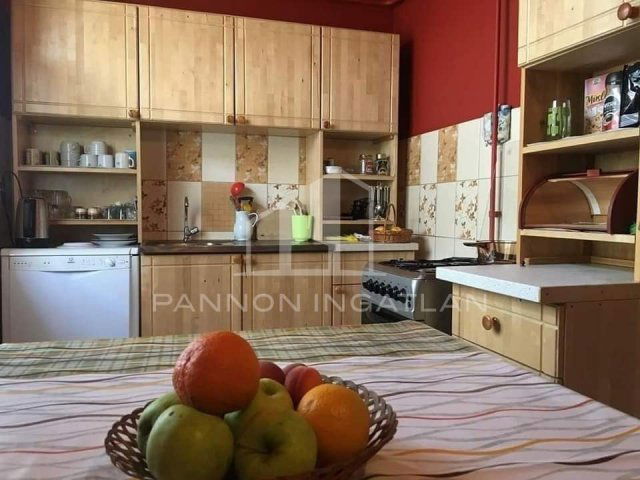 Eladó családi ház, Balatonlelleén 199.99 M Ft