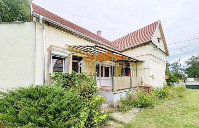 Eladó családi ház, Csokonyavisontán 17.9 M Ft, 3 szobás