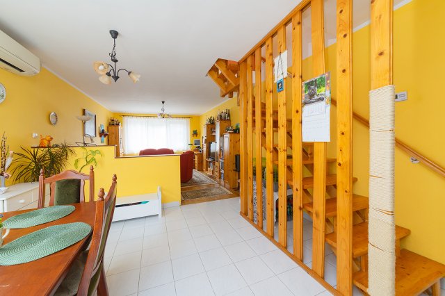 Eladó ikerház, Budapesten, XVIII. kerületben 99.99 M Ft, 3 szobás