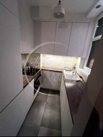 Kiadó téglalakás, albérlet, Pécsett, Csortos Gyula utcában