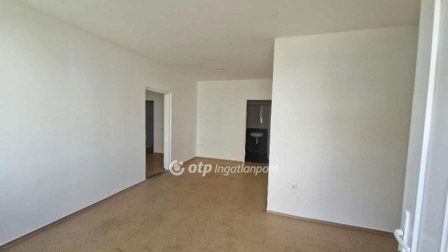 Eladó téglalakás, Tápiószelén 28.99 M Ft, 2 szobás